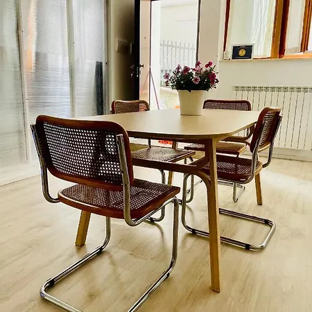 I Cavour 108 Lägenhet