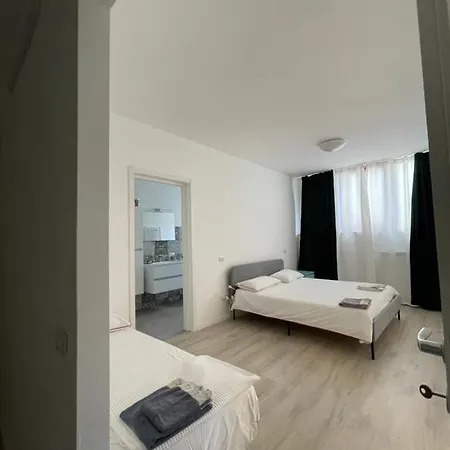 Lägenhet I Cavour 108 *